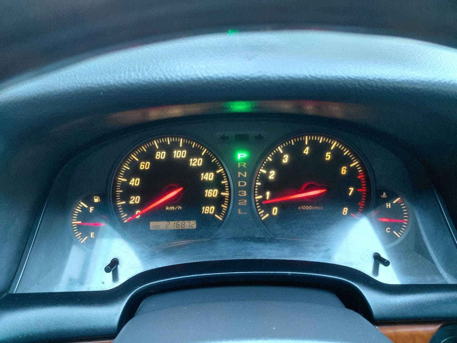 2002 Toyota Mark II · Regalia — photo 7
